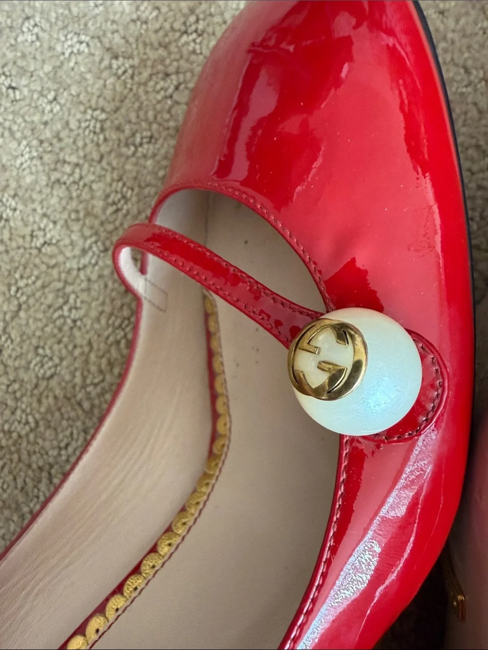 Gucci Arielle Mary Jane Red Patent Leather Pumps with Pearl Button